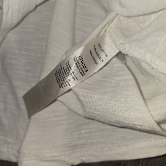 Chico's Sz. Xlarge White Cold Shoulder Tshirt - Picture 5 of 7